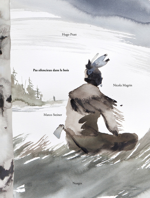 Pas silencieux dans le bois