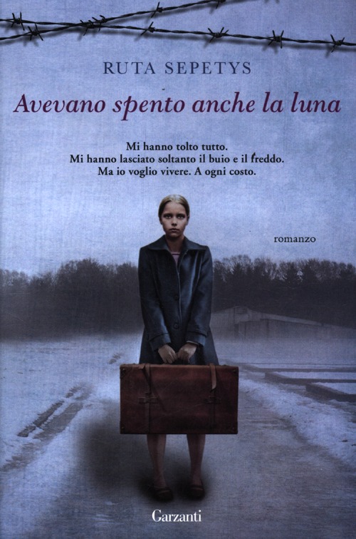 Avevano spento anche la luna