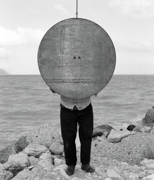 Michele Alberto Sereni. L'opera in sé. Fotografie d'arte e ritratti d'artista dal 1990 al 2024. Ediz. italiana e inglese