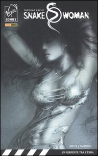 Un serpente tra l'erba. Snake woman