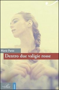 Dentro due valigie rosse