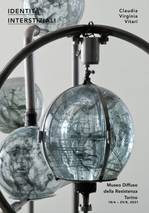 Identit&agrave; interstiziali. Ediz. italiana e inglese